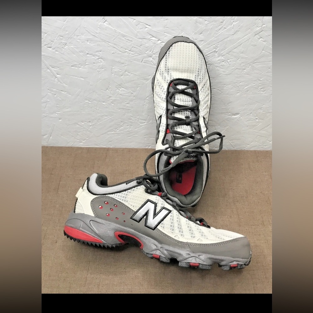 Excellent Made in USA New Balance 608 Men's 10D Sneakers All Terrain Gray Mesh